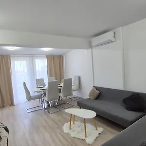 https://apartment-leonardo-novigrad.in-istria.net